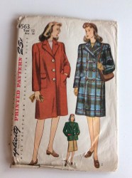 4563 SIMPLICITY 1943 BOXY ONE - TWO BREASTED POCKET COAT PATTERN UNCUT 16 34"